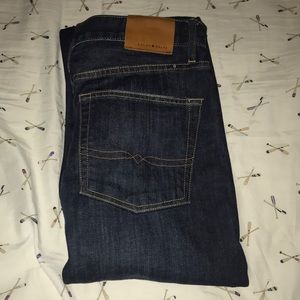 Lucky Brand Dark Blue Jeans